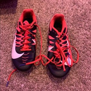nike spikes